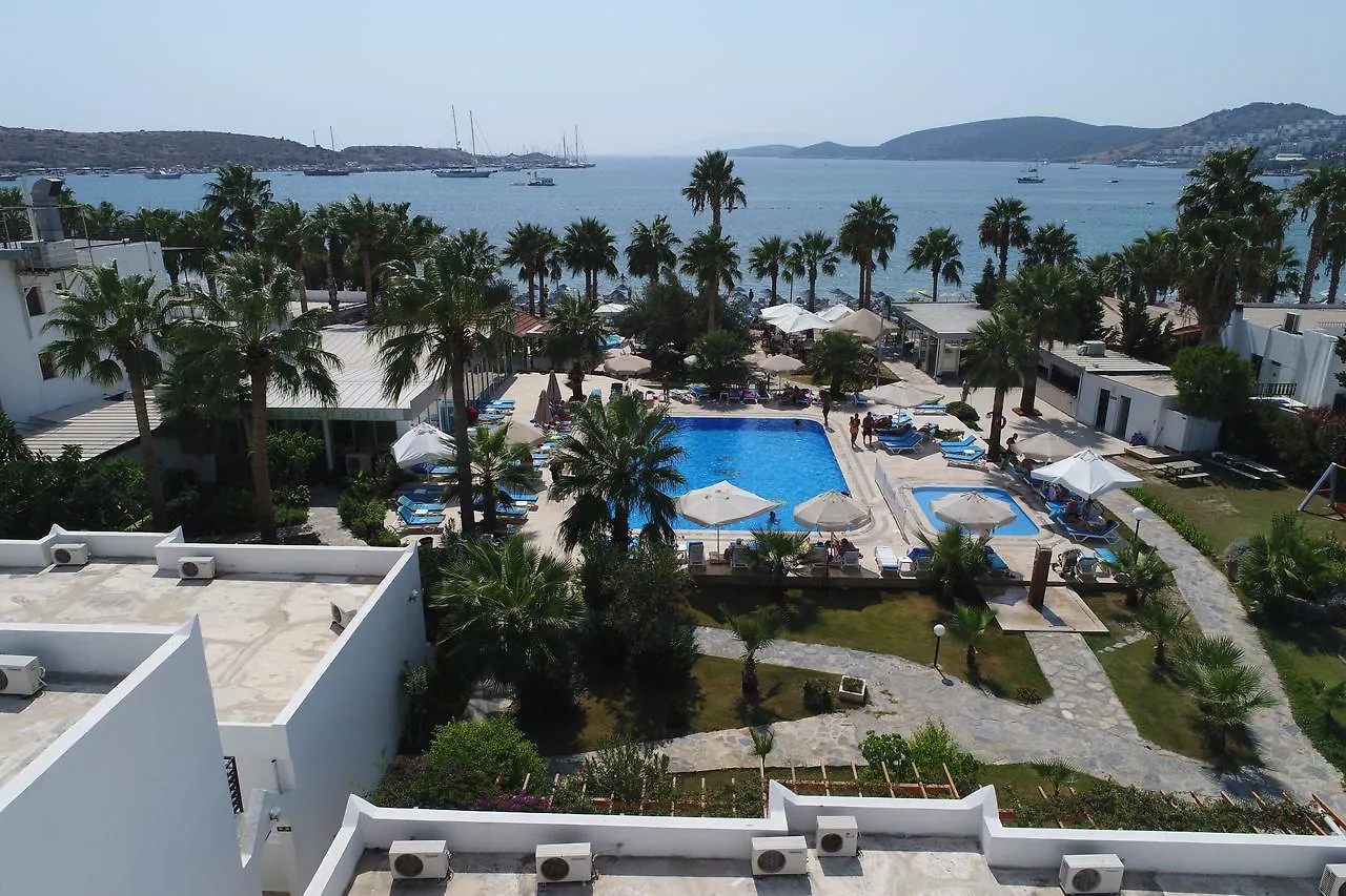Nagi Beach Hotel Gumbet 3*,